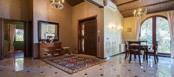 4 bedrooms Villa in Punta Prima, Spain No. 14576 15