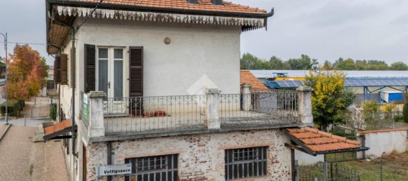 6-Zimmer Haus in Villafalletto, Italy, Nr. 30501 2