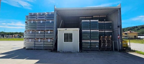 Склад 700м² в Гориция, Италия № 277525 8