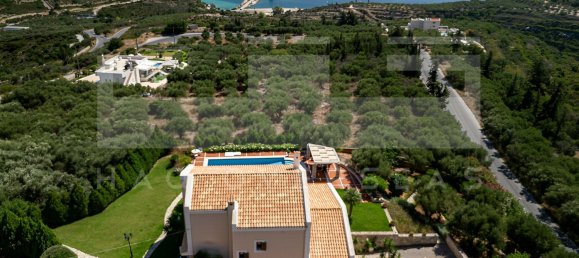 5 bedrooms Villa in Crete, Greece No. 380 5