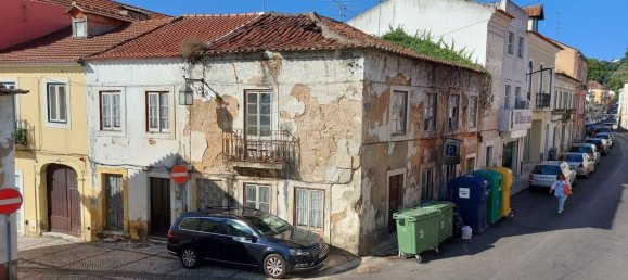 Edificio de 2 dormitorios en Alcobaca, Portugal No. 35459 3