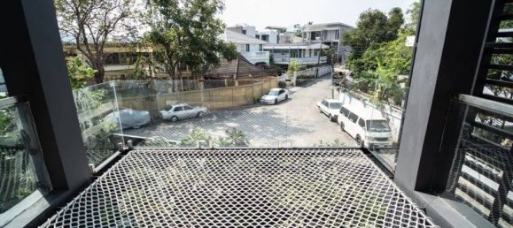 Villa de 5 dormitorios en Phra Khanong, Thailand No. 62705 19