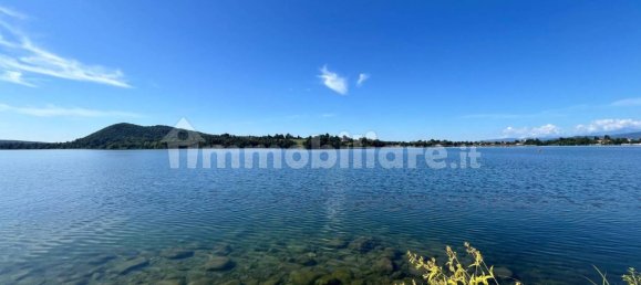 1 bedroom Apartment in Travedona-Monate, Italy No. 266928 2