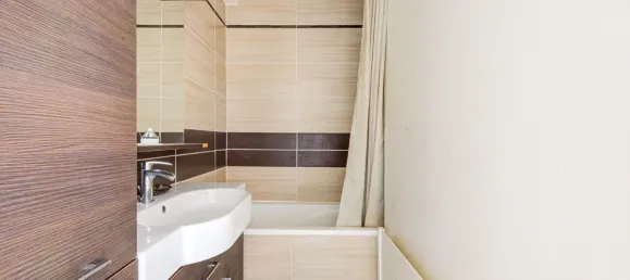 1 bedroom Apartment in Paris, France No. 323487 13