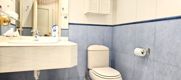 Apartamento de 4 dormitorios en Madrid, Spain No. 157900 42