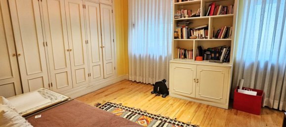 Apartamento de 4 dormitorios en Madrid, Spain No. 157900 33