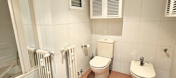 Apartamento de 4 dormitorios en Madrid, Spain No. 157900 31