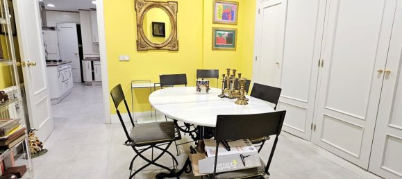 Apartamento de 4 dormitorios en Madrid, Spain No. 157900 24