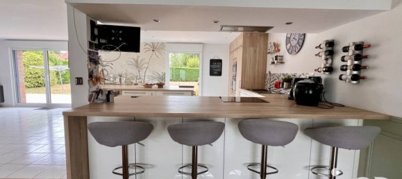 5 bedrooms House in Gondecourt, France No. 316917 2