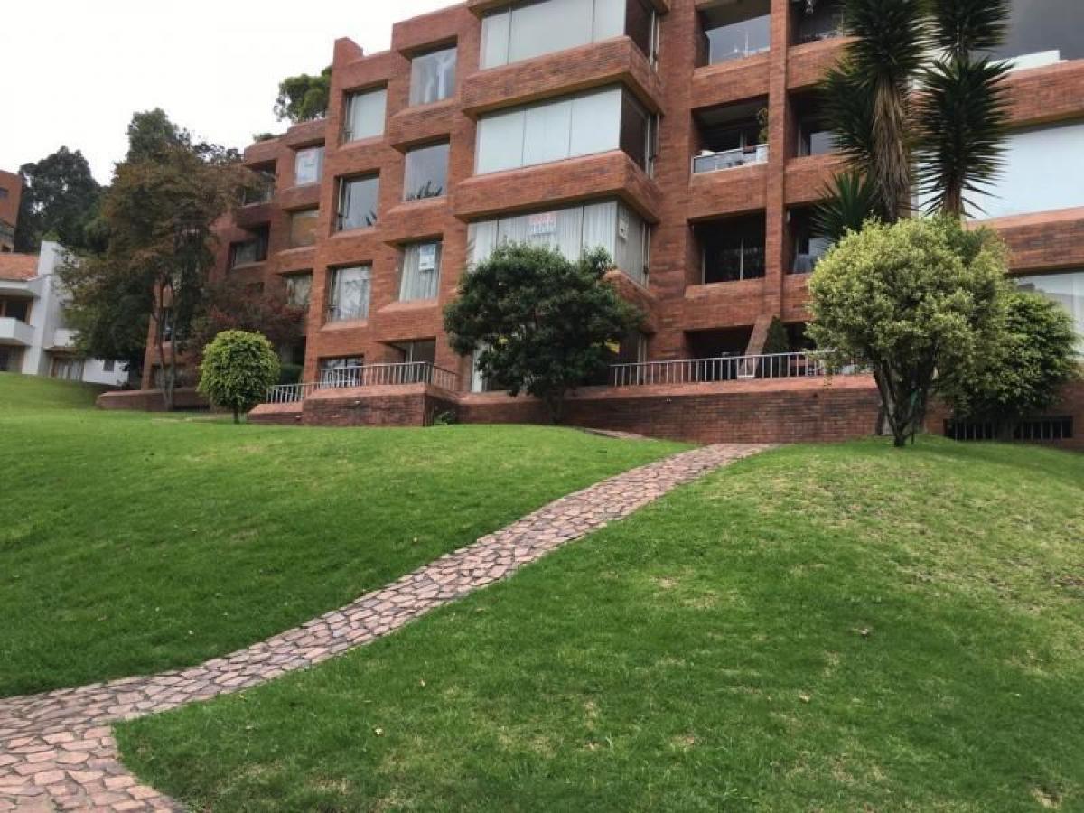 Casa de 2 dormitorios en Bogotá, Colombia No. 13301