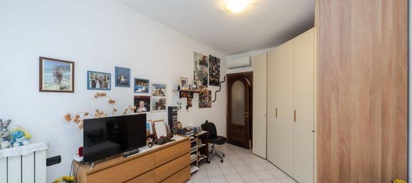 2 bedrooms Villa in Milan, Italy No. 263509 28
