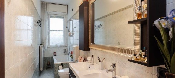 2 bedrooms Villa in Milan, Italy No. 263509 29