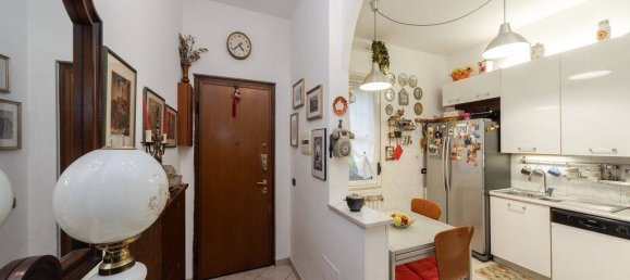 2 bedrooms Villa in Milan, Italy No. 263509 5