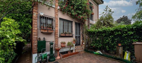 2 bedrooms Villa in Milan, Italy No. 263509 47