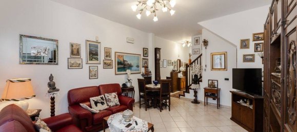 2 bedrooms Villa in Milan, Italy No. 263509 14
