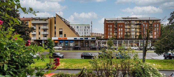 2 bedrooms Villa in Milan, Italy No. 263509 33