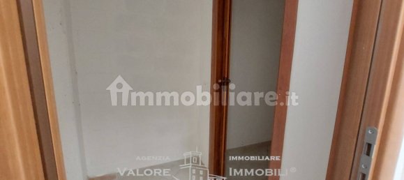 3 rooms Warehouse in Livorno, Italy No. 131094 21