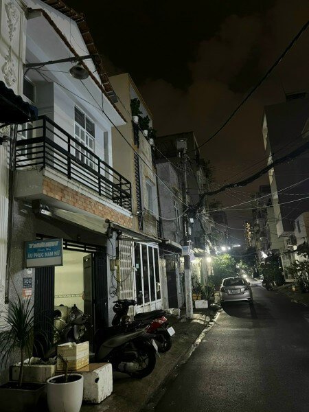 64m² House in District 7, Vietnam No. 13152