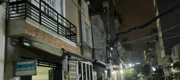 64m² House in District 7, Vietnam No. 13152 2