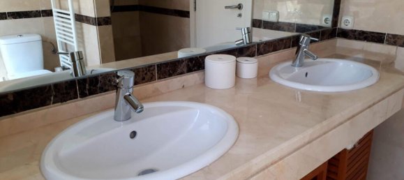 3 bedrooms Townhouse in Marbella, Spain No. 61816 8