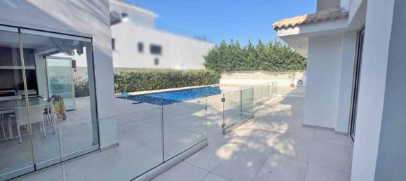 4 غرف نوم منزل في Oroklini, Cyprus رقم 7414 7