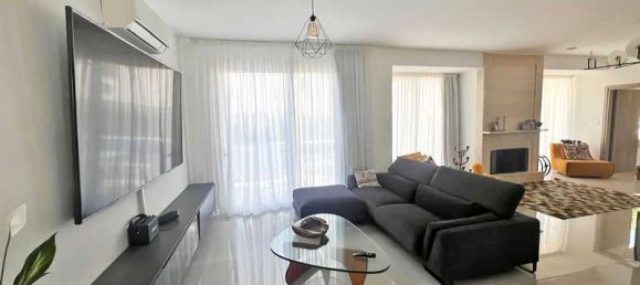 4 غرف نوم منزل في Oroklini, Cyprus رقم 7414 3