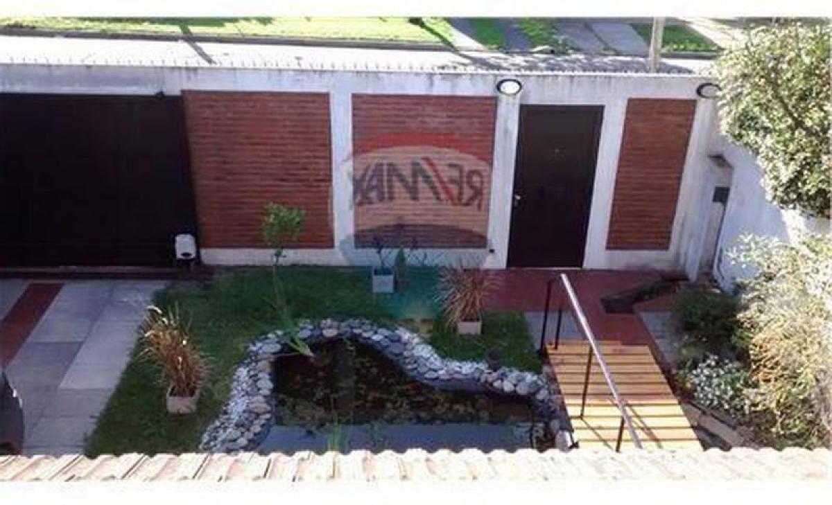 3 غرف نوم منزل في Almirante Brown, Argentina رقم 90723