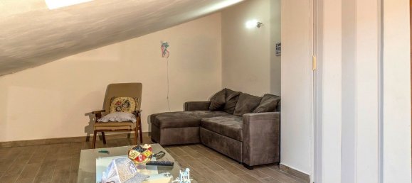 6 bedrooms House in Prato, Italy No. 315489 13