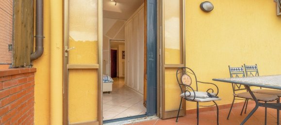 6 bedrooms House in Prato, Italy No. 315489 19