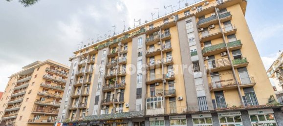 2 Schlafzimmer Wohnung in Rome, Italy, Nr. 149392 4