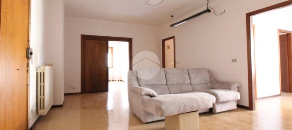 3 Schlafzimmer Wohnung in Campobasso, Italy, Nr. 131500 3