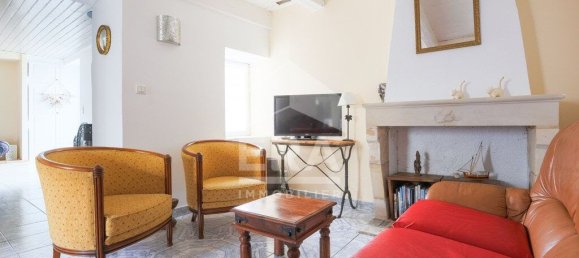 Дом с 4 спальнями в Ла-Рошель, Франция № 98270 2