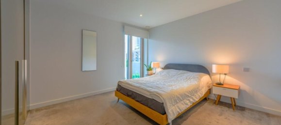 1 bedroom Apartment in Elephant and Castle, United Kingdom No. 4417 6