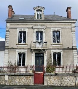 4 bedrooms Townhouse in Loir-et-Cher, France No. 82549