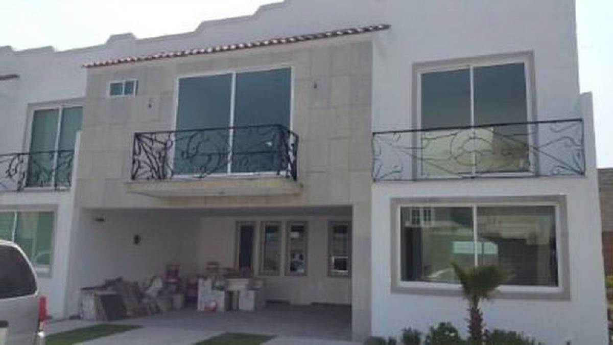 3 bedrooms House in Mexico No. 212431