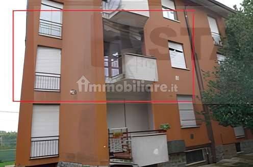 5-salle Appartement à Cislago, Italy No. 5437