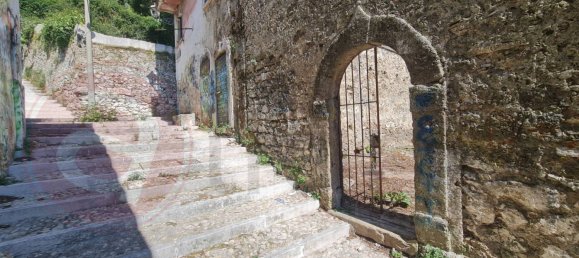 Edificio de 5 habitaciónes en Sora, Italy No. 348382 4
