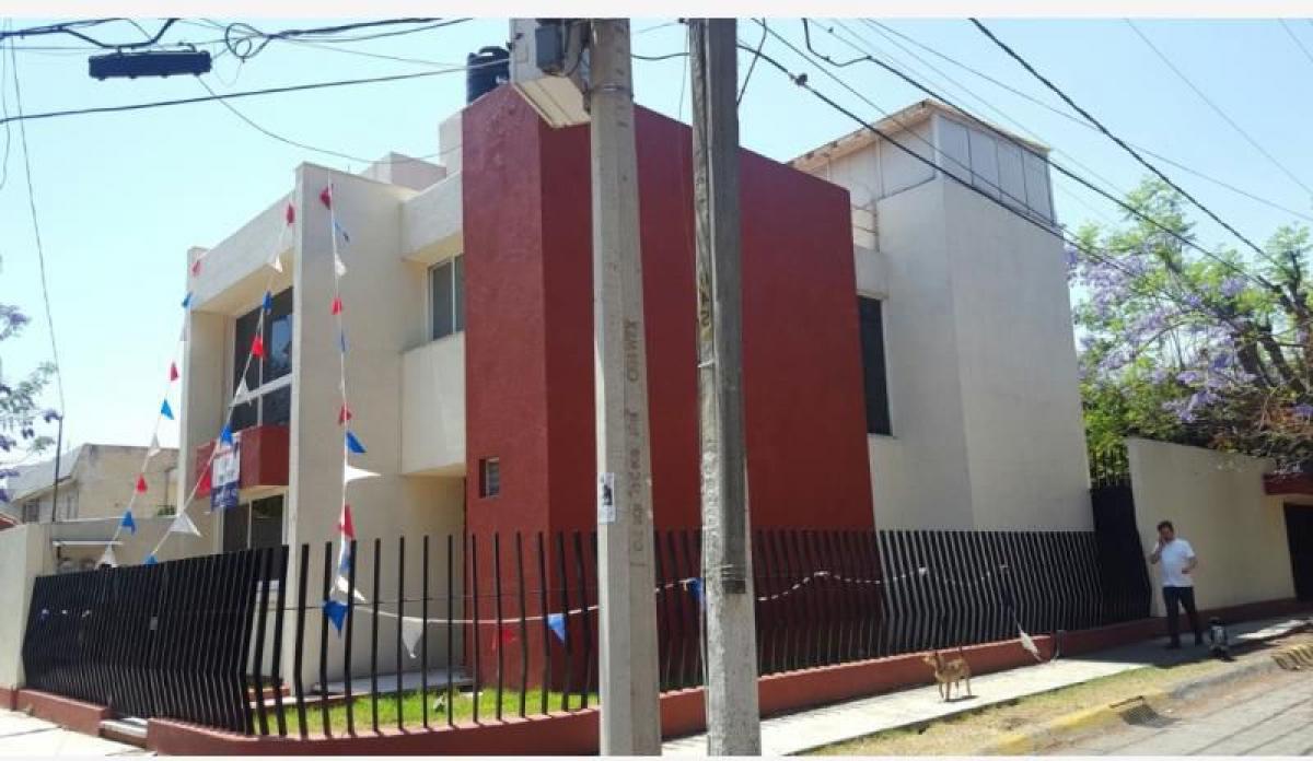 4 bedrooms House in Naucalpan de Juarez, Mexico No. 212862