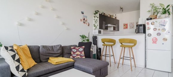 1 bedroom Apartment in Villeurbanne, France No. 290625 2