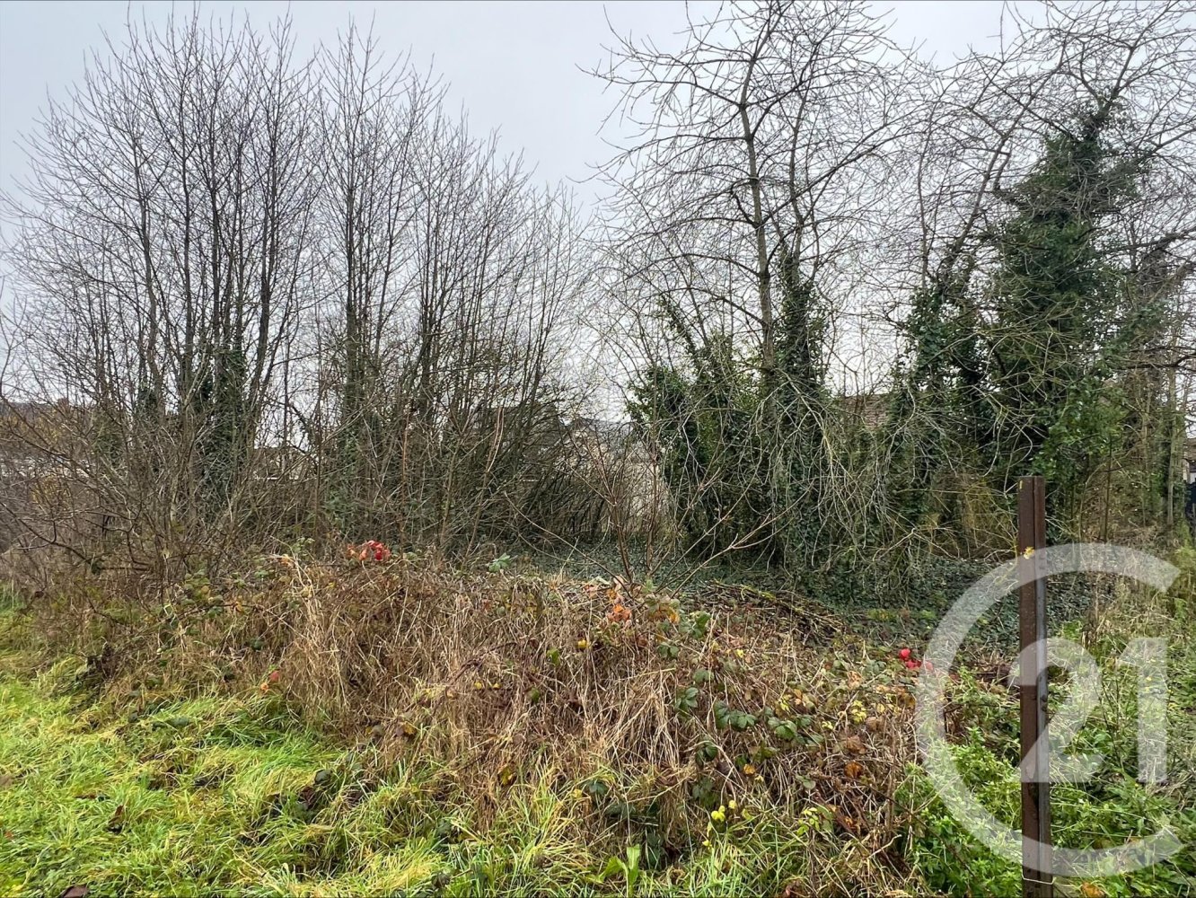 896m² Land in Beaune-la-Rolande, France No. 87329