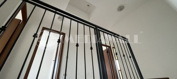 4 bedrooms Villa in Pordenone, Italy No. 98888 5