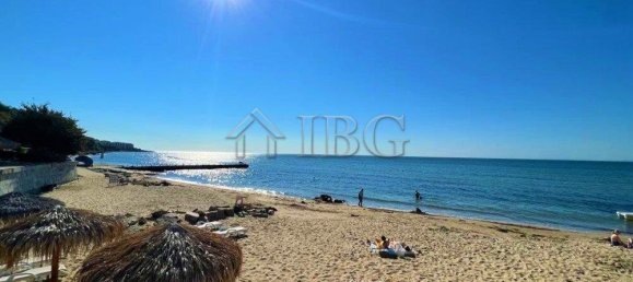 Apartamento de 2 dormitorios en Sveti Vlas, Bulgaria No. 1069 2