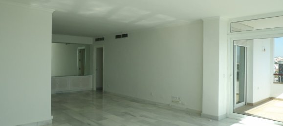 3 bedrooms Apartment in Torremolinos, Spain No. 166784 11