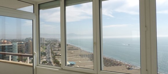 3 bedrooms Apartment in Torremolinos, Spain No. 166784 9