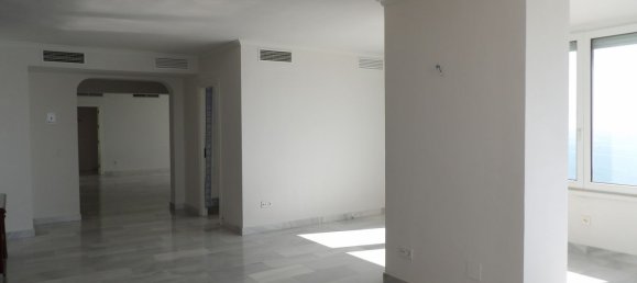 3 bedrooms Apartment in Torremolinos, Spain No. 166784 16