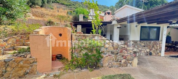 2 bedrooms Villa in Sardinia, Italy No. 261427 3