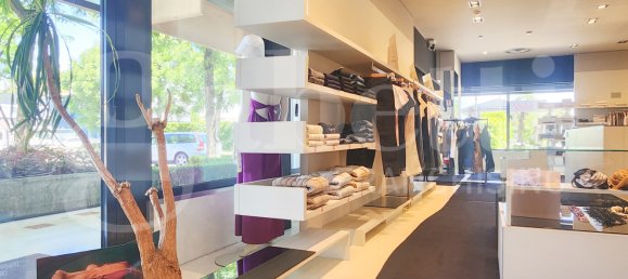 1 room Commercial property in Albignasego, Italy No. 312293 3