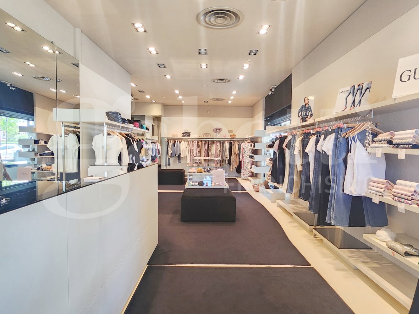 1 room Commercial property in Albignasego, Italy No. 312293