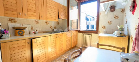 Apartamento de 3 divisões em Venice, Italy N.º 42239 6