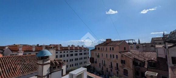 Apartamento de 3 divisões em Venice, Italy N.º 42239 28